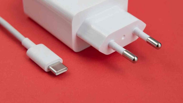 USB-C Chargers for Fast Charging